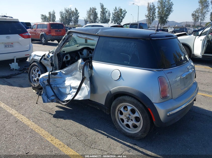 2003 Mini Cooper VIN WMWRC33443TE16764 IAAI salvage auction — LEFT & RIGHT, Non-Repairable (California), sold $175 on 2026-07-28 (photo 3)