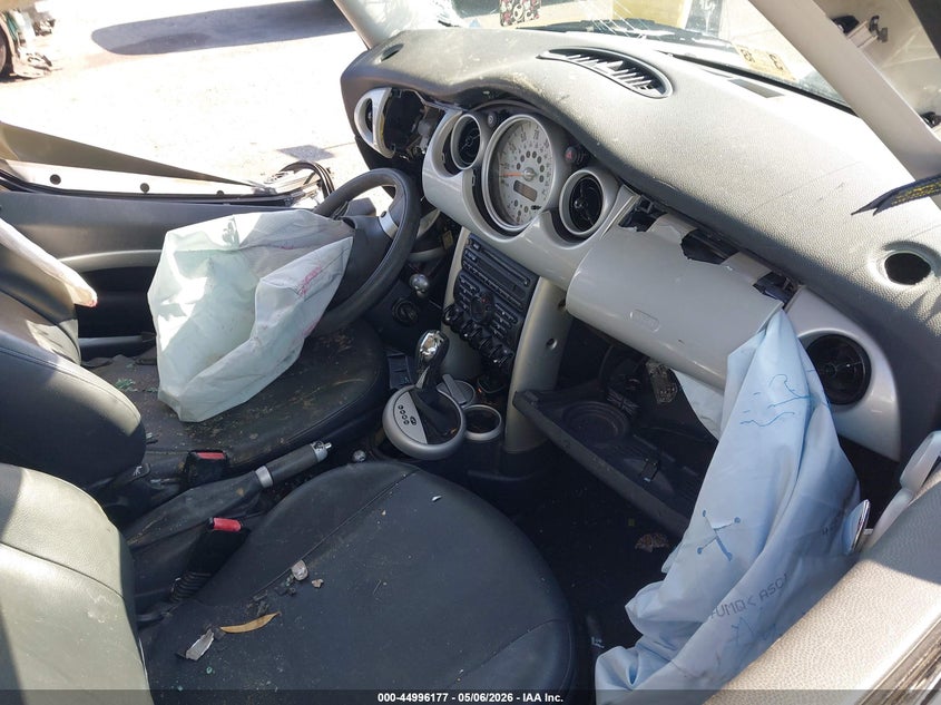 2003 Mini Cooper VIN WMWRC33443TE16764 IAAI salvage auction — LEFT & RIGHT, Non-Repairable (California), sold $175 on 2026-07-28 (photo 5)