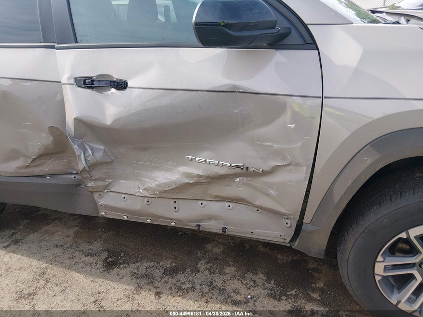 2025 Gmc Terrain VIN 3GKALUEG6SL212761 IAAI salvage auction — SIDE, Salvage (Mississippi), sold $9,600 on 2026-07-25 (photo 6)