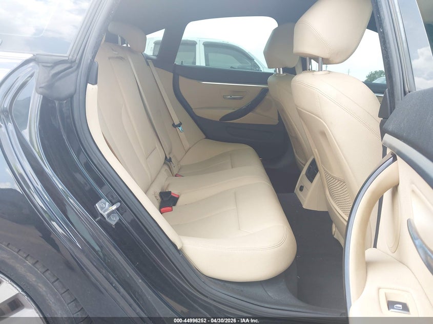 2019 BMW 4er VIN WBA4J1C51KBM12900 IAAI salvage auction — UNKNOWN, Original (Texas), sold $5,350 on 2026-07-17 (photo 8)
