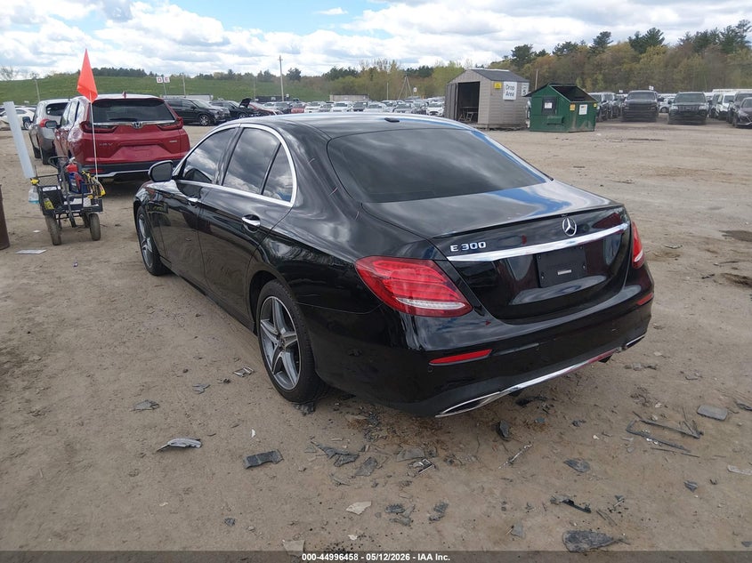 2017 Mercedes-benz E-klasse VIN WDDZF4JB4HA034712 IAAI salvage auction — UNKNOWN, Salvage (New Hampshire), sold $4,650 on 2026-07-29 (photo 3)