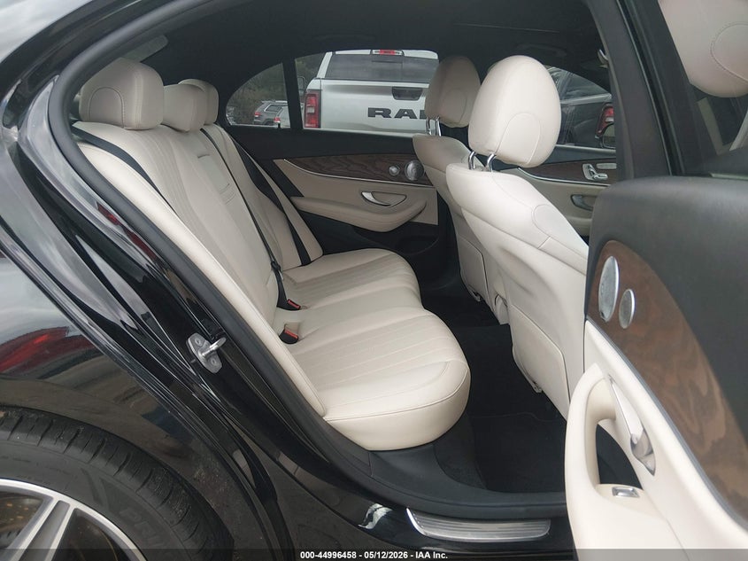 2017 Mercedes-benz E-klasse VIN WDDZF4JB4HA034712 IAAI salvage auction — UNKNOWN, Salvage (New Hampshire), sold $4,650 on 2026-07-29 (photo 8)
