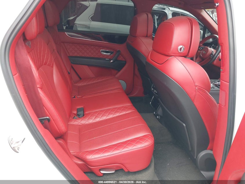 2018 Bentley Bentayga VIN SJAAC2ZV4JC020050 IAAI salvage auction — LEFT FRONT, Salvage Title, sold $36,000 on 2026-09-15 (photo 8)