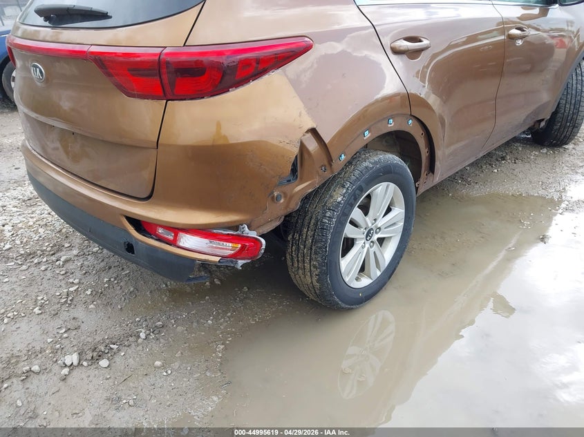 2019 Kia Sportage VIN KNDPM3AC5K7593944 IAAI salvage auction — REAR END, Salvage (Illinois), sold $2,900 on 2026-07-28 (photo 6)