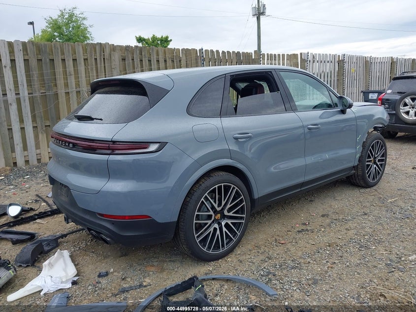 2024 Porsche Cayenne VIN WP1AA2AY9RDA11584 IAAI salvage auction — FRONT END, Salvage (Virginia), sold $27,750 on 2026-07-30 (photo 4)