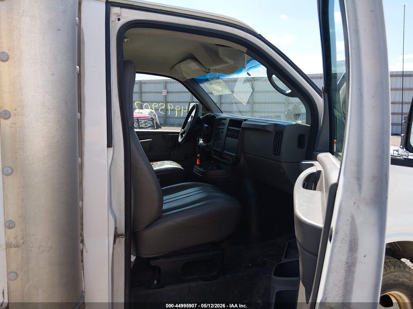 2005 Gmc VIN 1GDJG31V651908350 IAAI salvage auction — FRONT END, Prior Salvage (Minnesota), sold $350 on 2026-08-01 (photo 5)