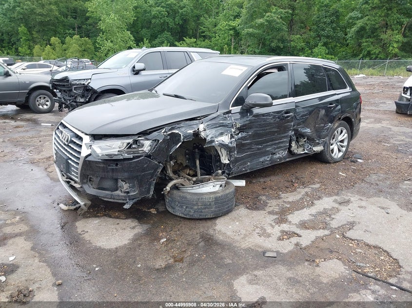 2017 Audi Q7 VIN WA1LAAF7XHD016337 IAAI salvage auction — FRONT END, Salvage (Mississippi), sold $2,150 on 2026-07-29 (photo 2)