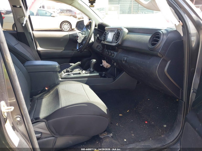 2017 Toyota Tacoma VIN 5TFAX5GN4HX084664 IAAI salvage auction — FRONT END, Salvage (Hawaii), sold $225 on 2026-07-28 (photo 5)