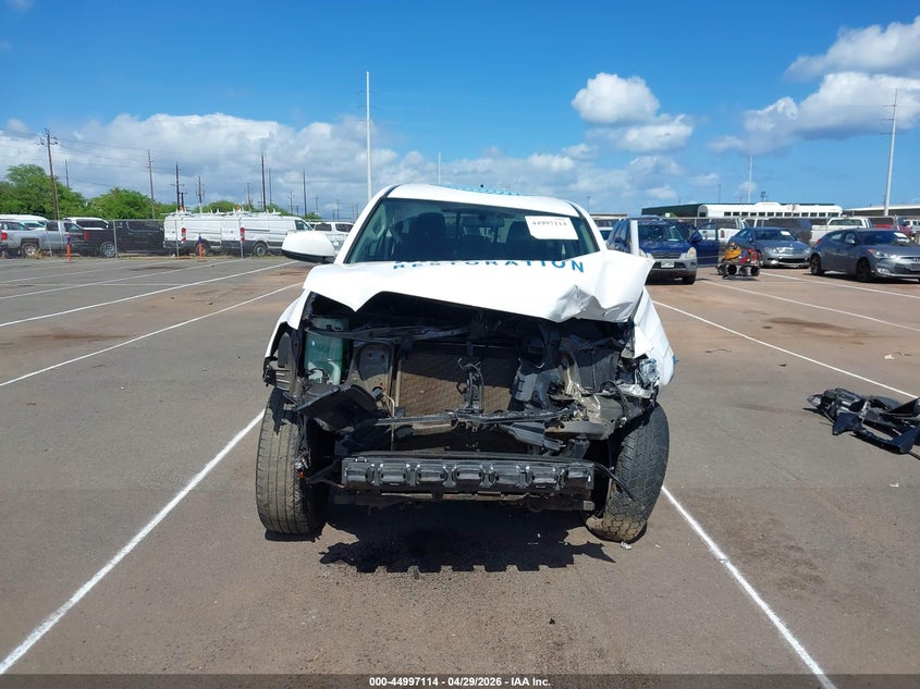 2017 Toyota Tacoma VIN 5TFAX5GN4HX084664 IAAI salvage auction — FRONT END, Salvage (Hawaii), sold $225 on 2026-07-28 (photo 6)