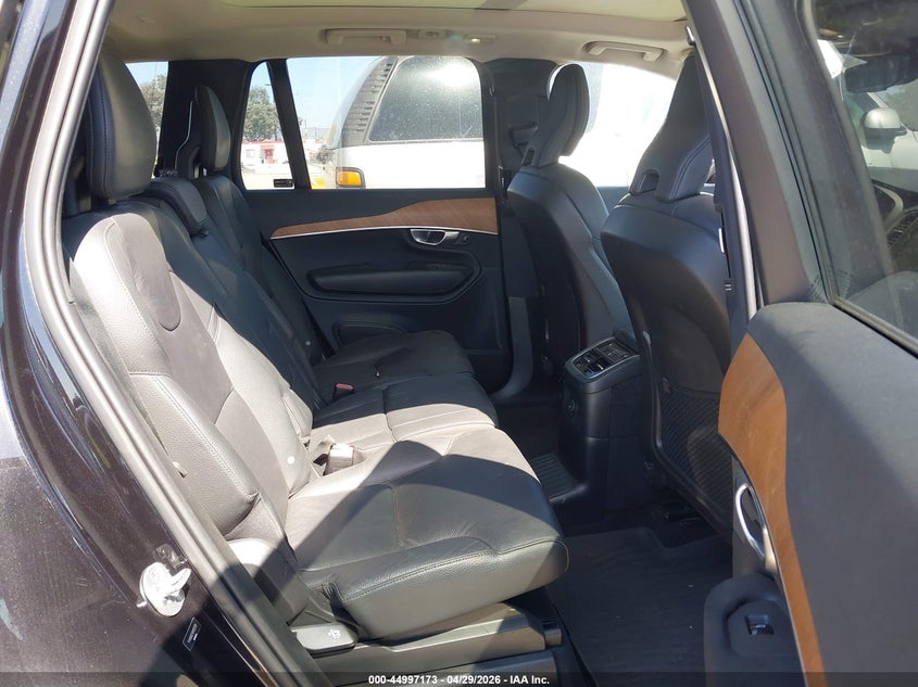 2024 Volvo Xc90 VIN YV4H60CE1R1172731 IAAI salvage auction — FRONT END, Salvage Title, sold $16,000 on 2026-07-15 (photo 8)