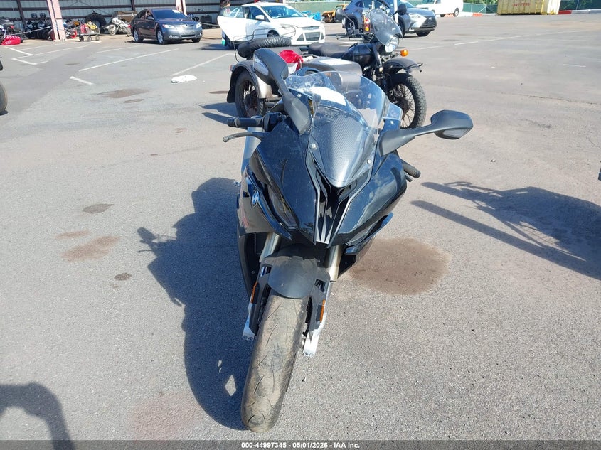 2022 BMW S 1000 VIN WB10E2309N6F01269 IAAI salvage auction — SIDE, Bill Of Sale (Hawaii), sold $2,650 on 2026-07-14 (photo 5)