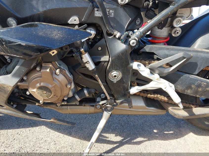 2022 BMW S 1000 VIN WB10E2309N6F01269 IAAI salvage auction — SIDE, Bill Of Sale (Hawaii), sold $2,650 on 2026-07-14 (photo 9)