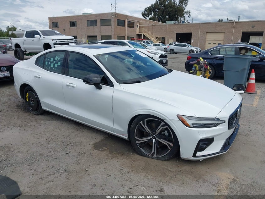 2024 Volvo S60 VIN 7JRL12FK1RG324174 IAAI salvage auction — RIGHT FRONT, Salvage (California), sold $13,125 on 2026-07-20 (photo 1)