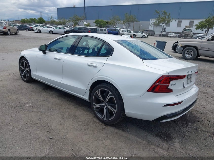 2024 Volvo S60 VIN 7JRL12FK1RG324174 IAAI salvage auction — RIGHT FRONT, Salvage (California), sold $13,125 on 2026-07-20 (photo 3)