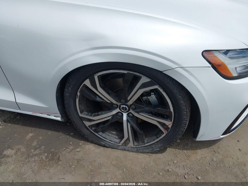2024 Volvo S60 VIN 7JRL12FK1RG324174 IAAI salvage auction — RIGHT FRONT, Salvage (California), sold $13,125 on 2026-07-20 (photo 6)
