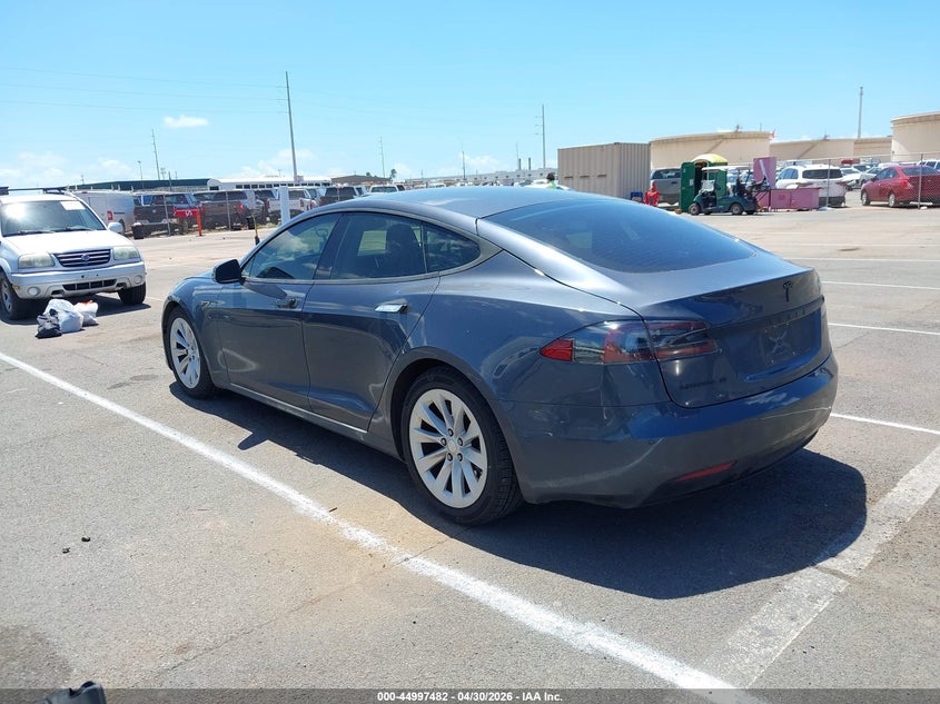 2016 Tesla Model s VIN 5YJSA1E23GF150895 IAAI salvage auction — UNDERCARRIAGE, Salvage (Hawaii), sold $4,700 on 2026-07-30 (photo 3)