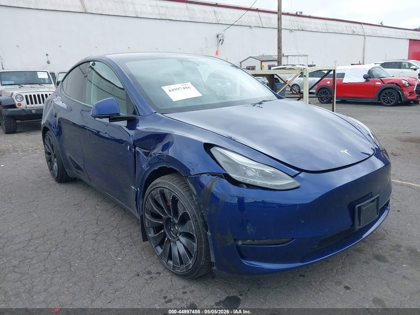 2023 Tesla Model y VIN 7SAYGDEF9PF664833 IAAI salvage auction — RIGHT SIDE, Salvage (Oregon), sold $12,900 on 2026-07-30 (photo 1)