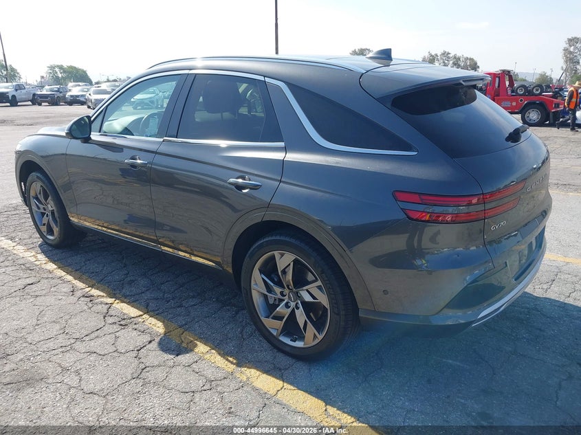 2023 Genesis Gv70 VIN 5NMMCET12PH000733 IAAI salvage auction — SIDE, Salvage (California), sold $8,500 on 2026-07-21 (photo 3)