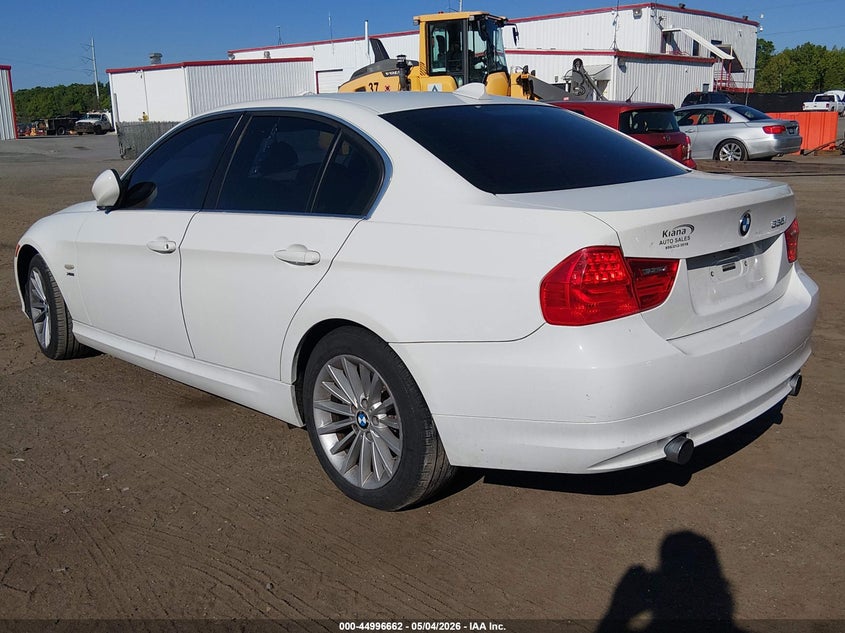 2011 BMW 3er VIN WBAPL5G58BNN22768 IAAI salvage auction — NORMAL WEAR, Clear (Montana), sold $125 on 2026-07-15 (photo 3)