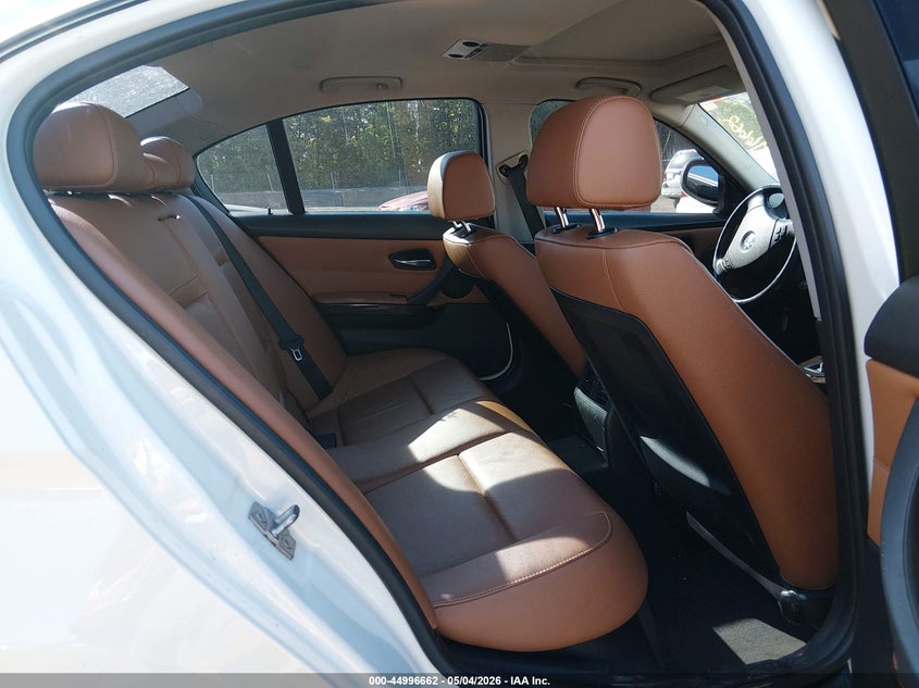 2011 BMW 3er VIN WBAPL5G58BNN22768 IAAI salvage auction — NORMAL WEAR, Clear (Montana), sold $125 on 2026-07-15 (photo 8)