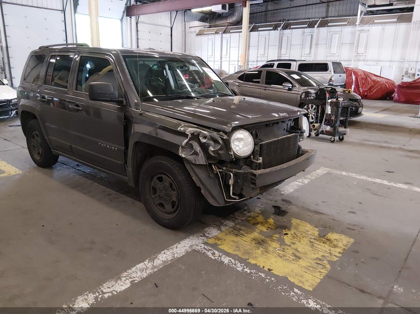 2016 Jeep Liberty (patriot) VIN 1C4NJPBB3GD526930 IAAI salvage auction — FRONT END, Salvage (Oregon), sold $1,050 on 2026-07-09 (photo 1)