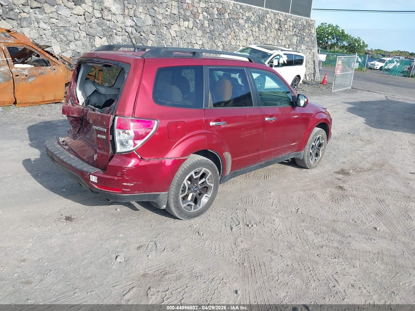 2010 Subaru Forester VIN JF2SH6CC2AG700946 IAAI salvage auction — REAR END, Salvage (Hawaii), sold $25 on 2026-07-21 (photo 4)