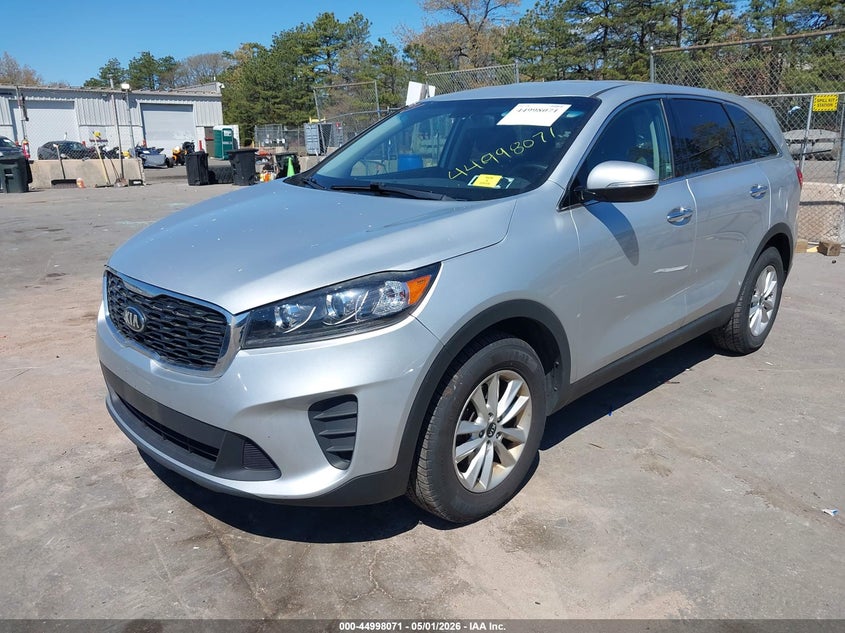 2019 Kia Sorento VIN 5XYPG4A55KG558757 IAAI salvage auction — RIGHT SIDE, Mv-907A (New York), sold $2,000 on 2026-07-29 (photo 2)
