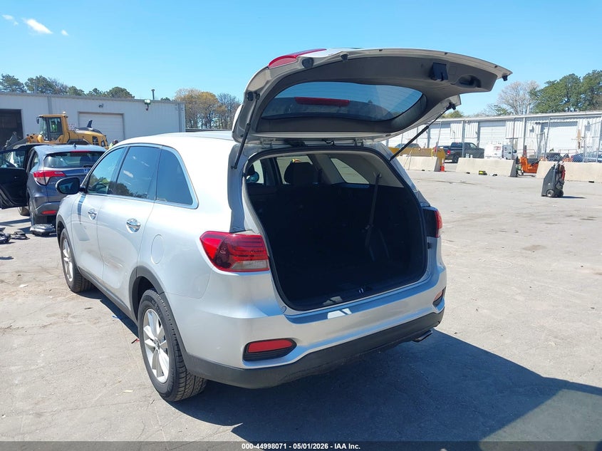 2019 Kia Sorento VIN 5XYPG4A55KG558757 IAAI salvage auction — RIGHT SIDE, Mv-907A (New York), sold $2,000 on 2026-07-29 (photo 3)