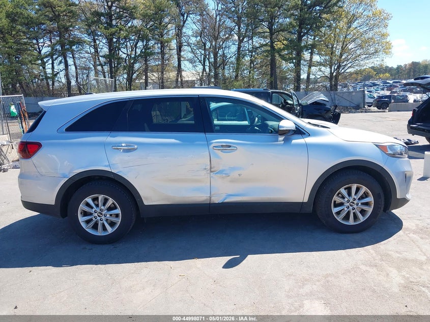 2019 Kia Sorento VIN 5XYPG4A55KG558757 IAAI salvage auction — RIGHT SIDE, Mv-907A (New York), sold $2,000 on 2026-07-29 (photo 6)