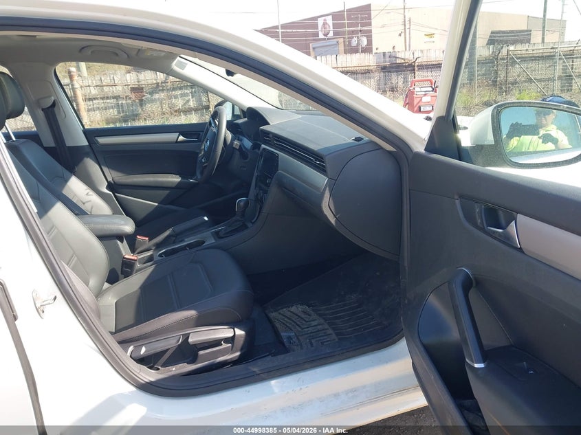 2021 Volkswagen Passat VIN 1VWSA7A3XMC017963 IAAI salvage auction — REAR END, Salvage Title, sold $5,900 on 2026-07-08 (photo 5)