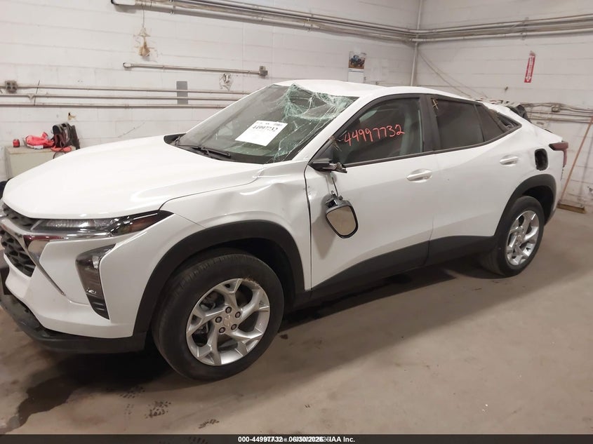 2025 Chevrolet Trax VIN KL77LFEP9SC282023 IAAI salvage auction — ALL OVER, Clear (Minnesota), sold $2,950 on 2026-07-29 (photo 1)