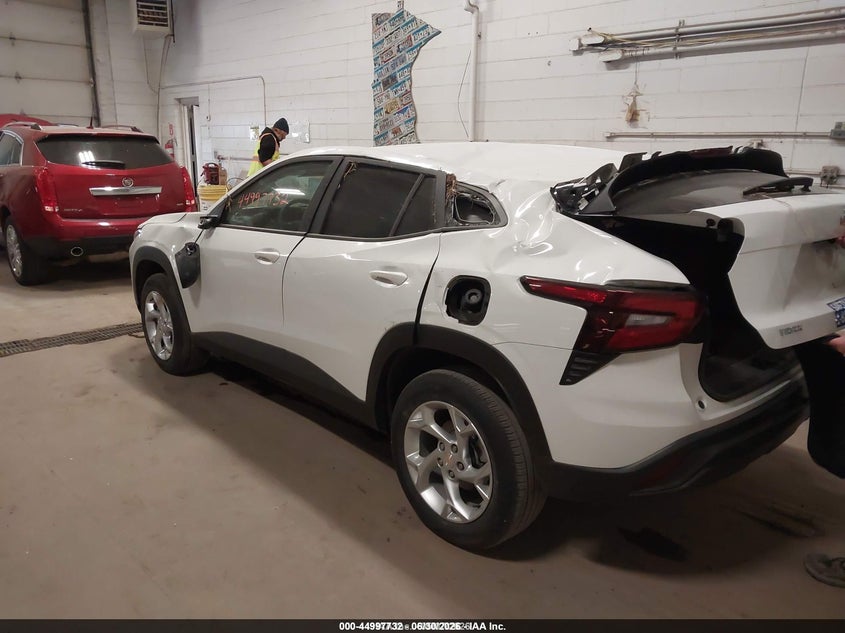 2025 Chevrolet Trax VIN KL77LFEP9SC282023 IAAI salvage auction — ALL OVER, Clear (Minnesota), sold $2,950 on 2026-07-29 (photo 3)