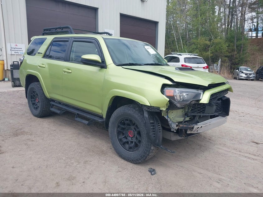 2022 Toyota 4runner VIN JTELU5JR2N6066738 IAAI salvage auction — FRONT END, Salvage (Vermont), sold $21,600 on 2026-07-16 (photo 1)