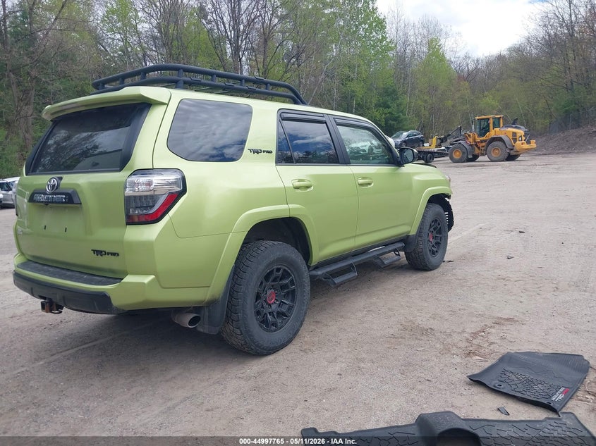 2022 Toyota 4runner VIN JTELU5JR2N6066738 IAAI salvage auction — FRONT END, Salvage (Vermont), sold $21,600 on 2026-07-16 (photo 4)