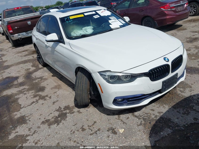 2018 BMW 3er VIN WBA8B9G52JNU57638 IAAI salvage auction — LEFT REAR, Salvage Title, sold $3,550 on 2026-07-29 (photo 1)