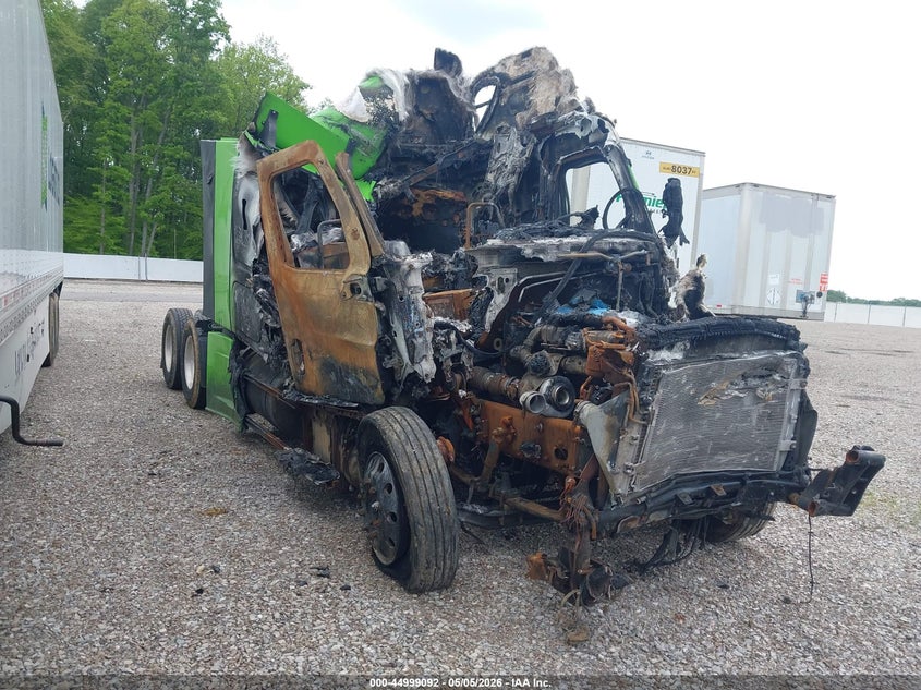 2023 Freightliner New cascadia 126 VIN 3AKJHHDR2PSUE6396 IAAI salvage auction — BURN, Salvage (Illinois), sold $975 on 2026-09-02 (photo 1)