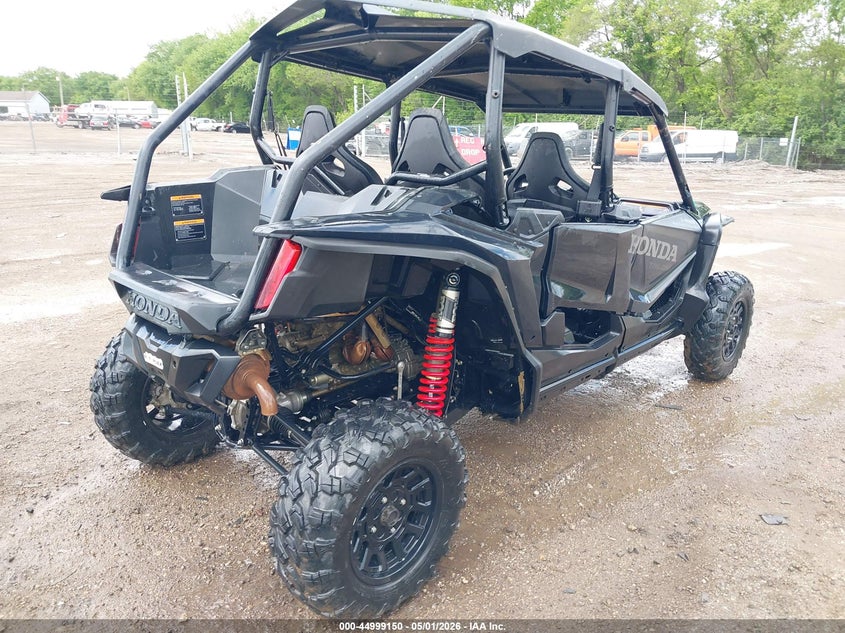 2023 Honda Sxs VIN 1HFVE06T1P4300356 IAAI salvage auction — LEFT & RIGHT, Wait Title, sold $7,100 on 2026-07-15 (photo 4)