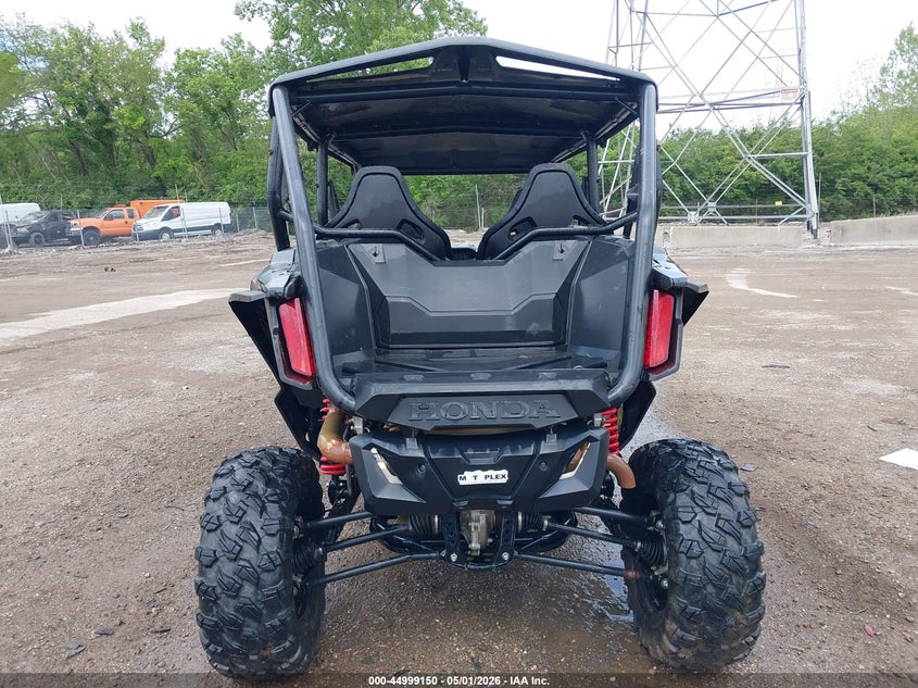 2023 Honda Sxs VIN 1HFVE06T1P4300356 IAAI salvage auction — LEFT & RIGHT, Wait Title, sold $7,100 on 2026-07-15 (photo 6)