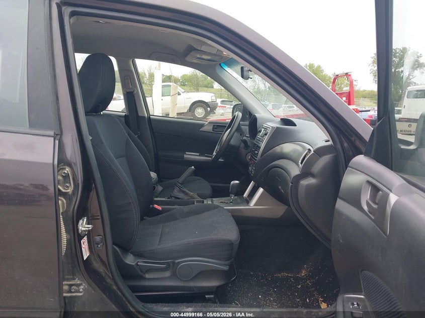 2013 Subaru Forester VIN JF2SHABC1DH437609 IAAI salvage auction — HAIL, Salvage (Iowa), sold $775 on 2026-07-21 (photo 5)