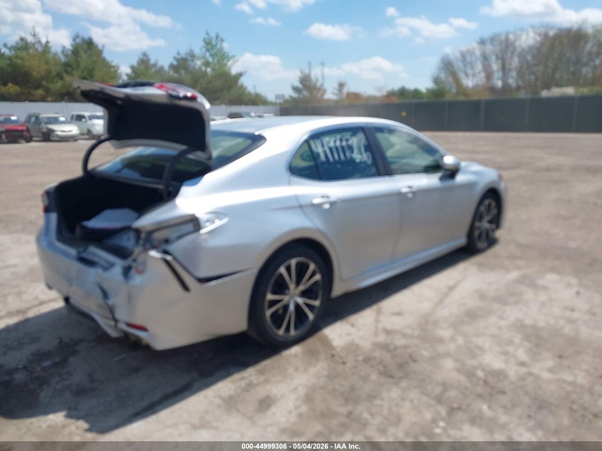2018 Toyota Camry VIN JTNB11HKXJ3031043 IAAI salvage auction — RIGHT REAR, Clear (Indiana), sold $5,700 on 2026-07-28 (photo 4)