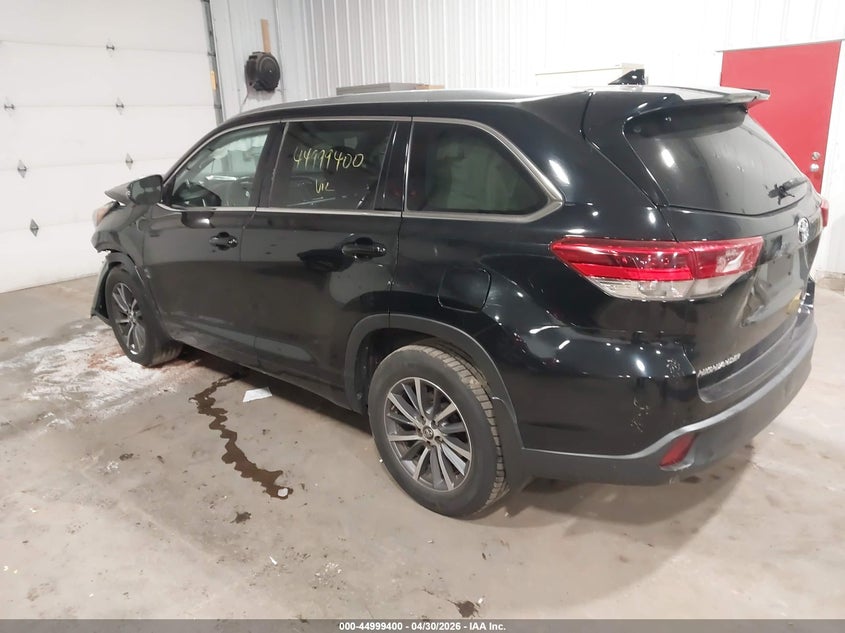 2017 Toyota Highlander VIN 5TDJZRFH8HS437927 IAAI salvage auction — FRONT END, Salvage (Minnesota), sold $4,600 on 2026-07-22 (photo 3)