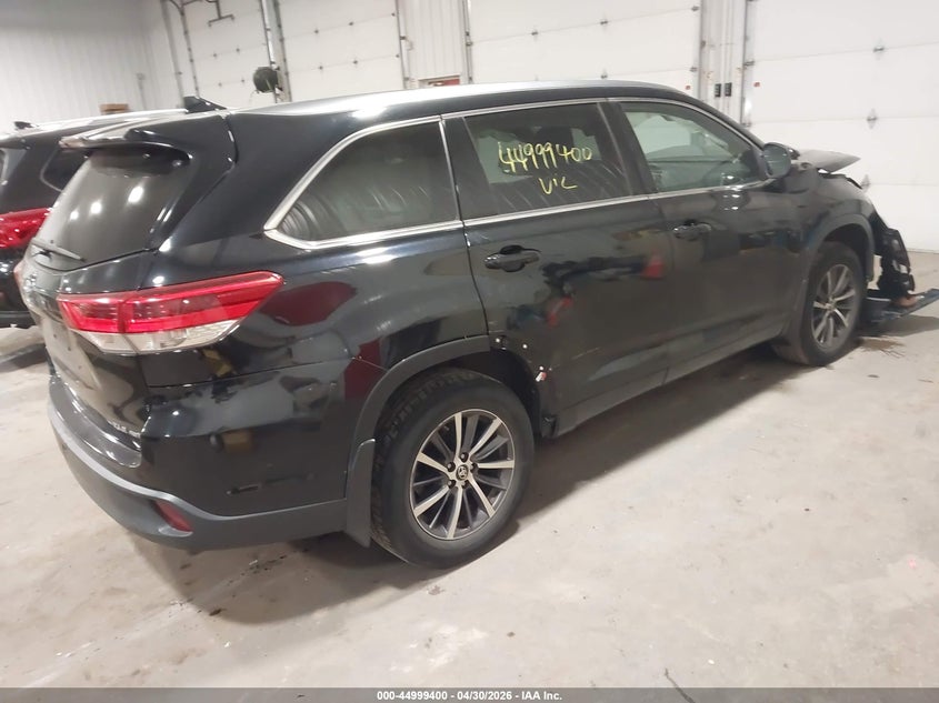 2017 Toyota Highlander VIN 5TDJZRFH8HS437927 IAAI salvage auction — FRONT END, Salvage (Minnesota), sold $4,600 on 2026-07-22 (photo 4)