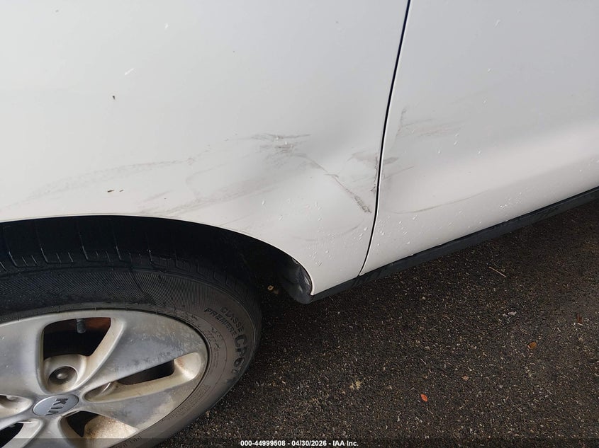 2014 Kia Soul VIN KNDJN2A21E7008186 IAAI salvage auction — LEFT SIDE, Clear (Texas), sold $1,400 on 2026-07-23 (photo 6)