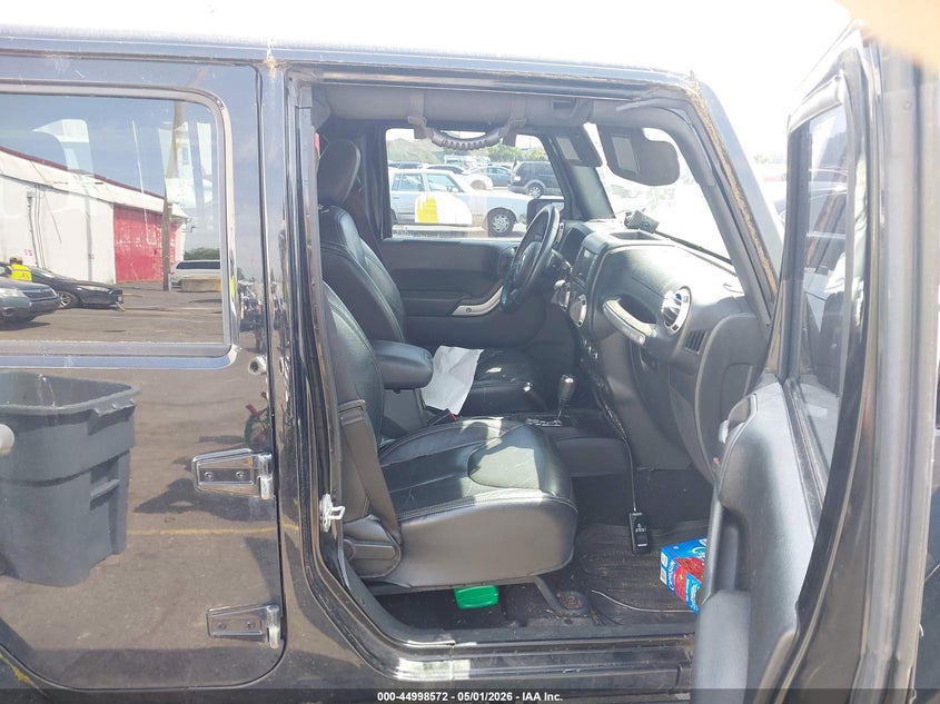 2016 Jeep Wrangler / VIN 1C4BJWEG9GL321669 IAAI salvage auction — BIO HAZARD, Salvage (Oregon), sold $3,975 on 2026-07-09 (photo 5)