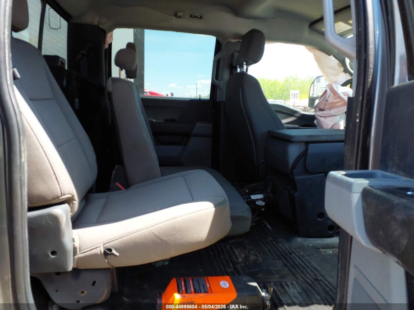 2024 Ford F350 VIN 1FT8W3CT4REC15082 IAAI salvage auction — RIGHT FRONT, Salvage (Illinois), sold $15,850 on 2026-07-28 (photo 8)