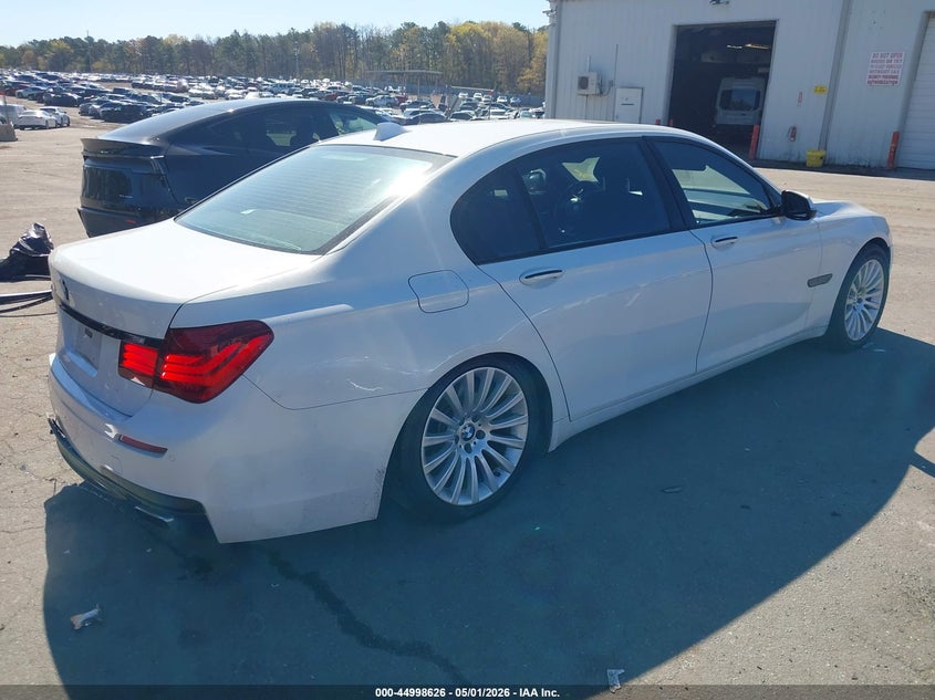 2013 BMW 7er VIN WBAYF8C5XDD140060 IAAI salvage auction — FRONT & REAR, Salvage (Pennsylvania), sold $1,600 on 2026-07-07 (photo 4)