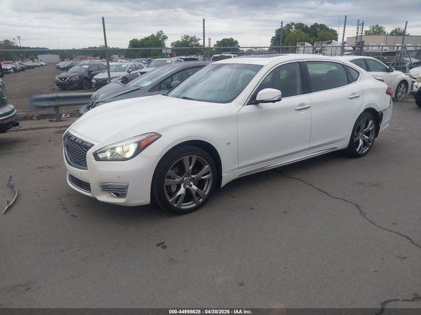 2015 Infiniti Q70 VIN JN1BY1PR4FM831694 IAAI salvage auction — FRONT & REAR, Salvage (Idaho), sold $1,925 on 2026-07-20 (photo 2)
