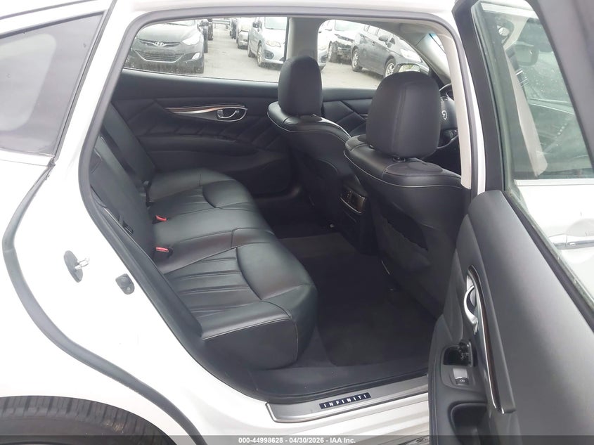 2015 Infiniti Q70 VIN JN1BY1PR4FM831694 IAAI salvage auction — FRONT & REAR, Salvage (Idaho), sold $1,925 on 2026-07-20 (photo 8)