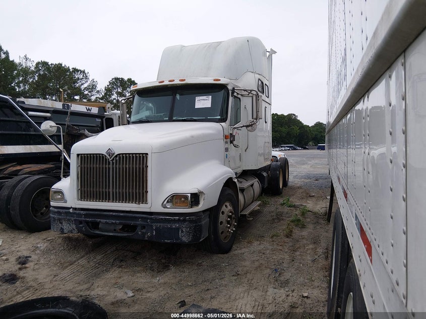 2007 International 9000-series VIN 2HSCNAPR17C310306 IAAI salvage auction — REPOSSESSION, Clear (South Carolina), sold $950 on 2026-07-08 (photo 2)