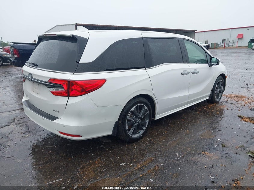 2024 Honda Odyssey VIN 5FNRL6H92RB005946 IAAI salvage auction — WATER/FLOOD, Salvage (Mississippi), sold $8,100 on 2026-07-29 (photo 4)